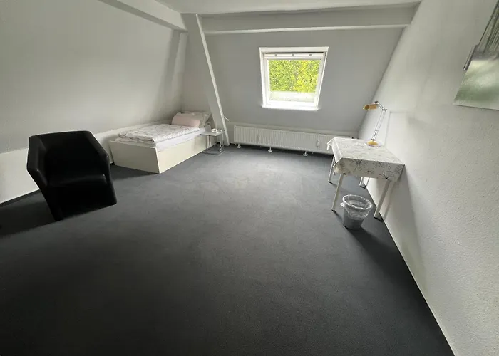 贝德诺布莱克法斯特公寓 克莱沃